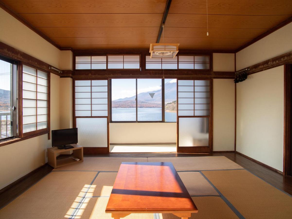 Tabist Lakeside In Fujinami Yamanakako Buitenkant foto